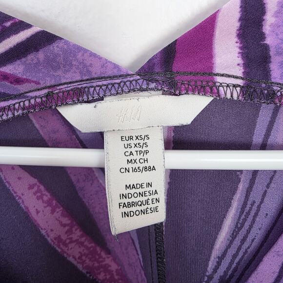 H&M Purple Artsy Flowy Beautiful Button Up Oversized Long Kaftan Dress Size S - Picture 6 of 9